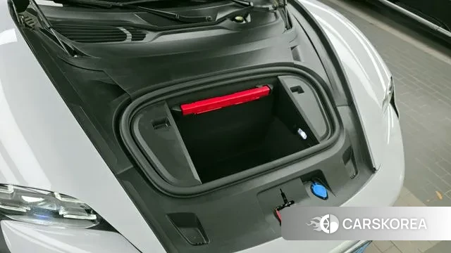 Porsche Taycan id 3354700 из Кореи 16