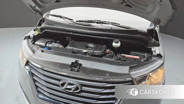 Hyundai The New Grand Starex id 3547570 из Кореи 16