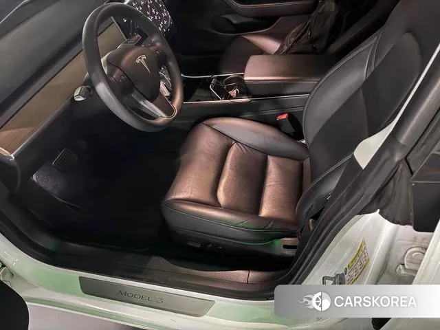 Tesla Model 3 2020 Белый из Кореи, фото 6