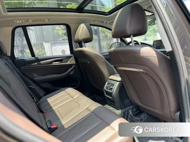 BMW X3 id 4275457 из Китая 23