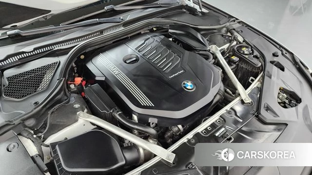 BMW 8 Series (G15) id 4323807 из Кореи 32