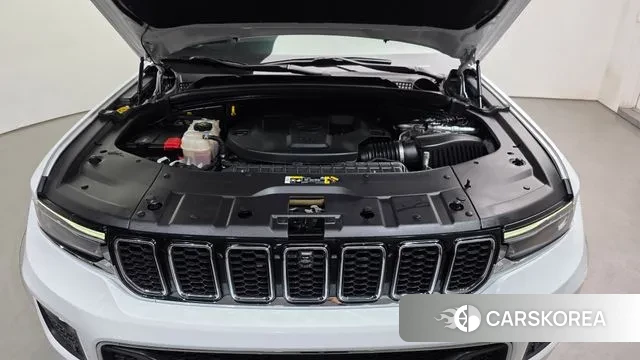 Jeep Grand Cherokee (WL) id 3342210 из Кореи 16