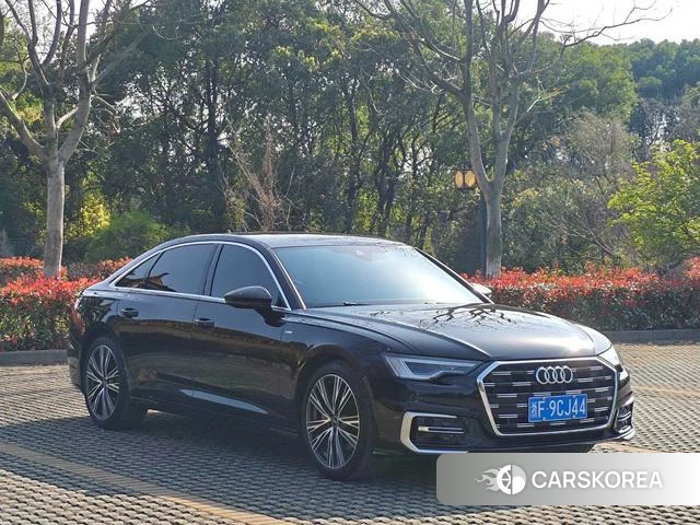Audi A6L id 4272793 из Китая 12