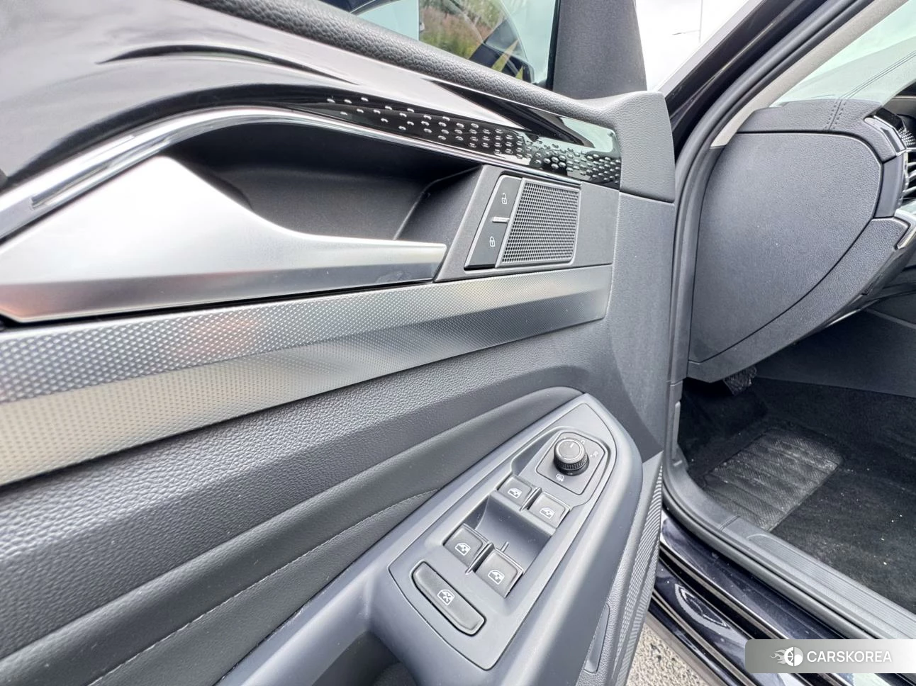 Volkswagen Passat id 4486232 из Китая 19