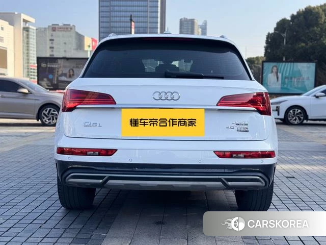 Audi Q5L id 4265059 из Китая 11