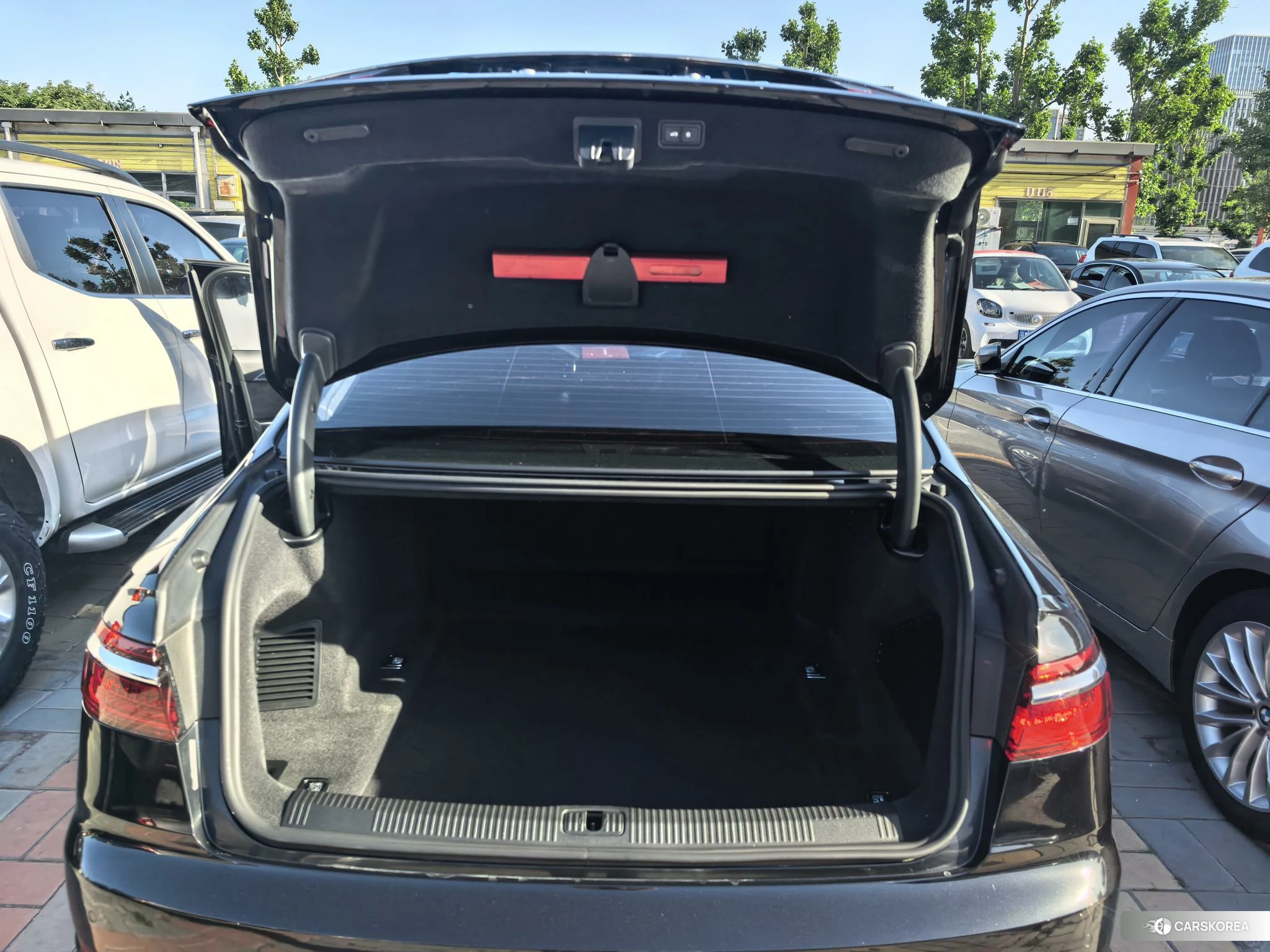 Audi A8 id 4420039 из Китая 14