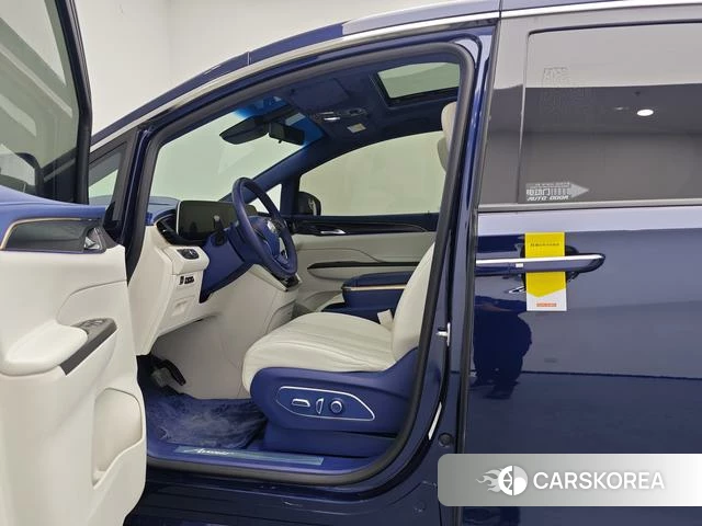 Buick GL8 id 4209496 из Китая 16