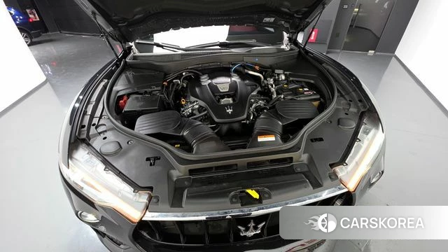 Maserati Levante id 3795115 из Кореи 16