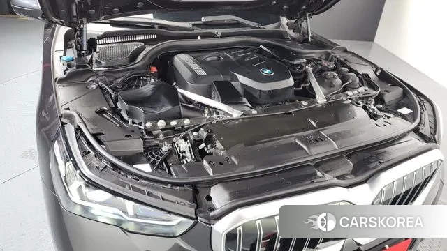 BMW 5 Series (G60) id 3745679 из Кореи 16