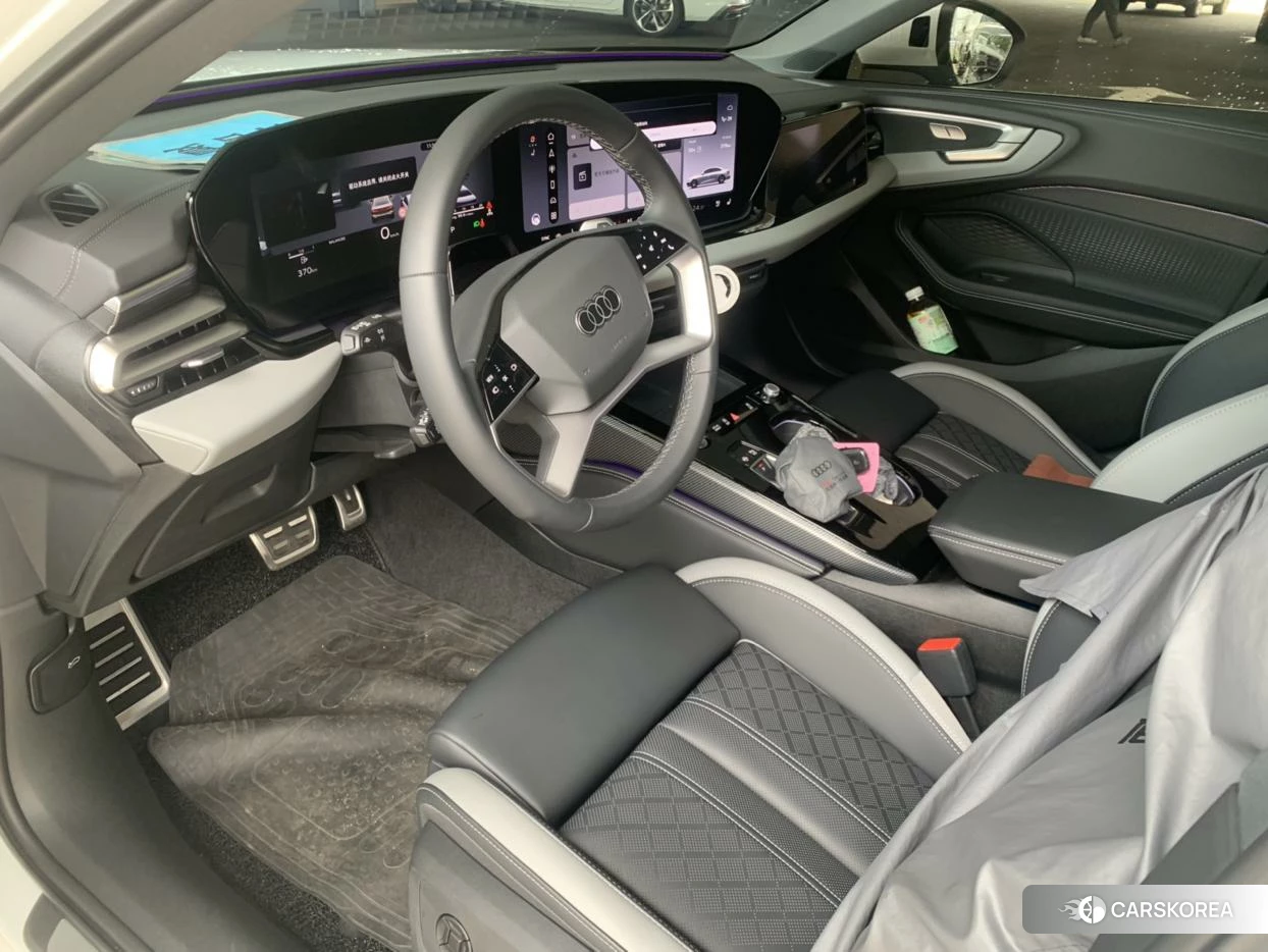 Audi A5L id 4454457 из Китая 8