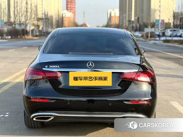 Mercedes-Benz E-class 2023 Черный из Китая, фото 6