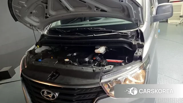 Hyundai The New Grand Starex id 3215145 из Кореи 16