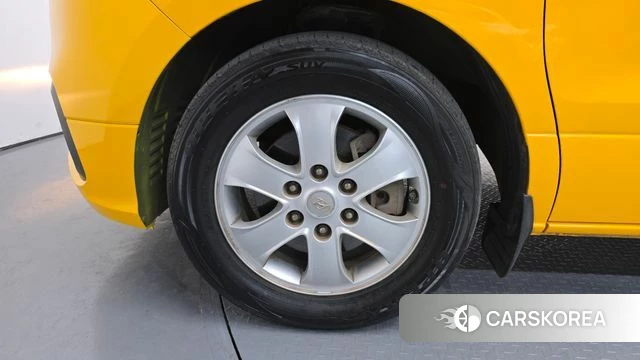 Hyundai The New Grand Starex id 3955821 из Кореи 16
