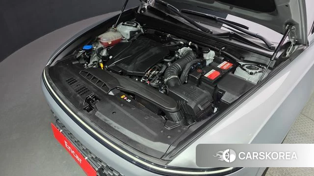 Hyundai Grandeur (GN7) id 3870443 из Кореи 16