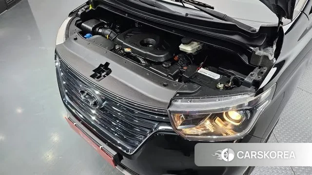 Hyundai The New Grand Starex id 3748528 из Кореи 16