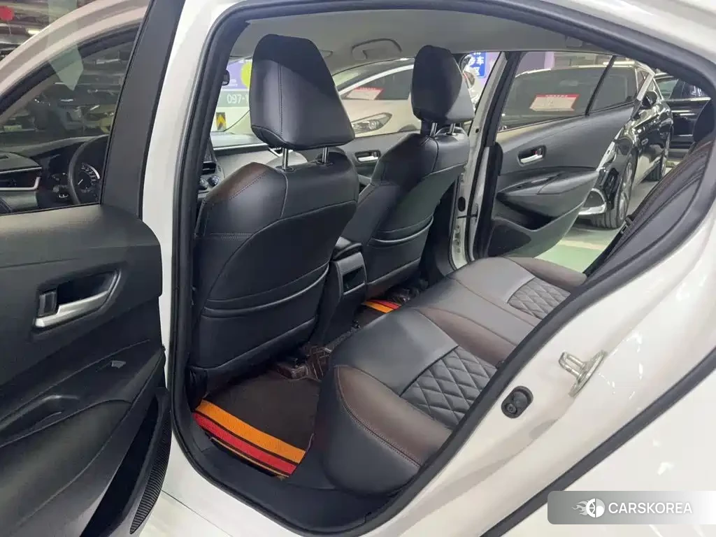 Toyota Corolla 2022 Белый из Китая, фото 6