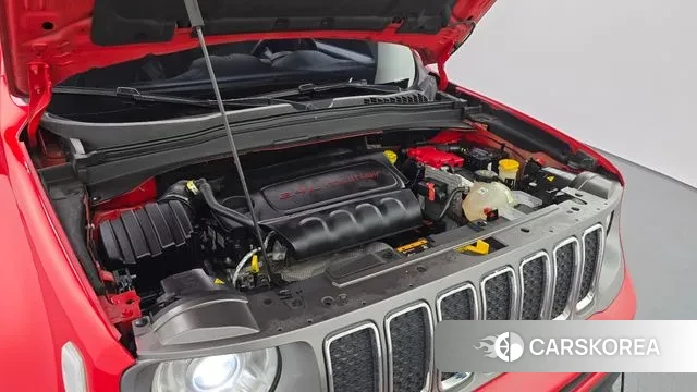 Jeep Renegade id 3742253 из Кореи 16