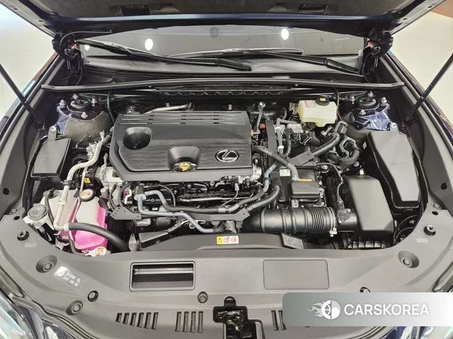 Lexus ES300h 7th generation id 3732471 из Кореи 11