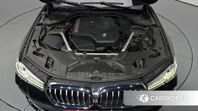 BMW 5 Series (G30) id 3680091 из Кореи 16