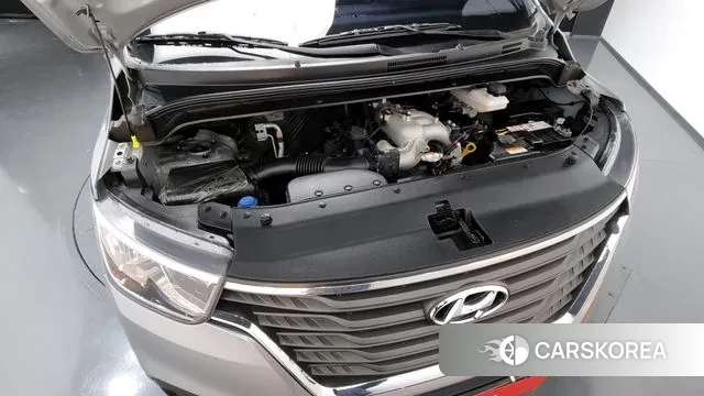 Hyundai The New Grand Starex id 3307832 из Кореи 16