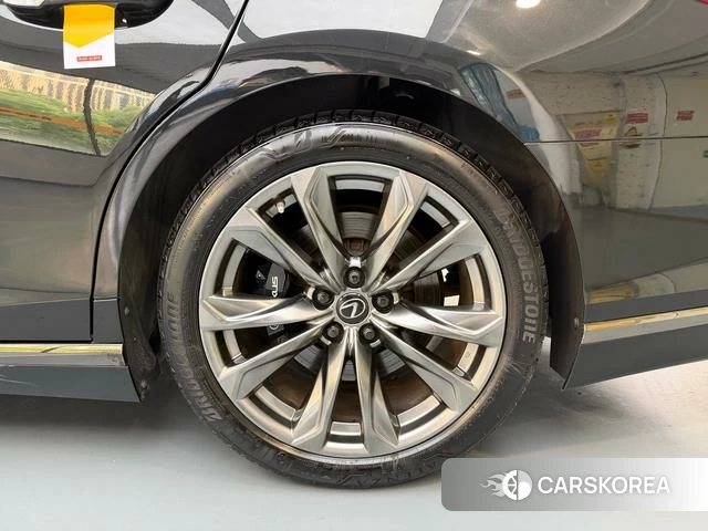 Lexus LS id 4211313 из Китая 16