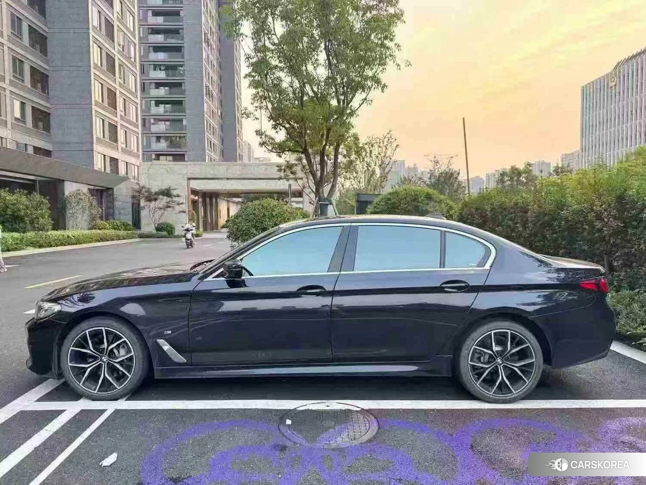 BMW 5 series 2021 Черный из Китая, фото 6