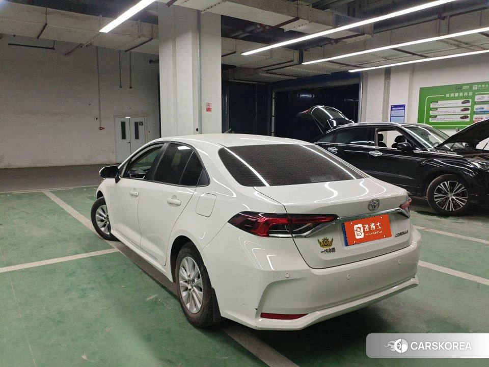 Toyota Corolla 2021 Белый из Китая, фото 6