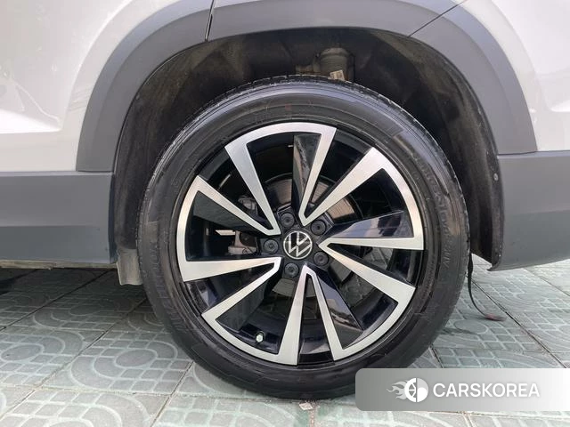 Volkswagen Tuyue id 4276499 из Китая 23