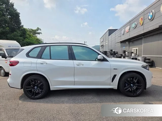 BMW X5 (G05) id 3041858 из Кореи 9
