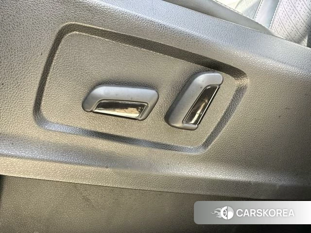 GAC Trumpchi Trumpchi M6 id 4205744 из Китая 12