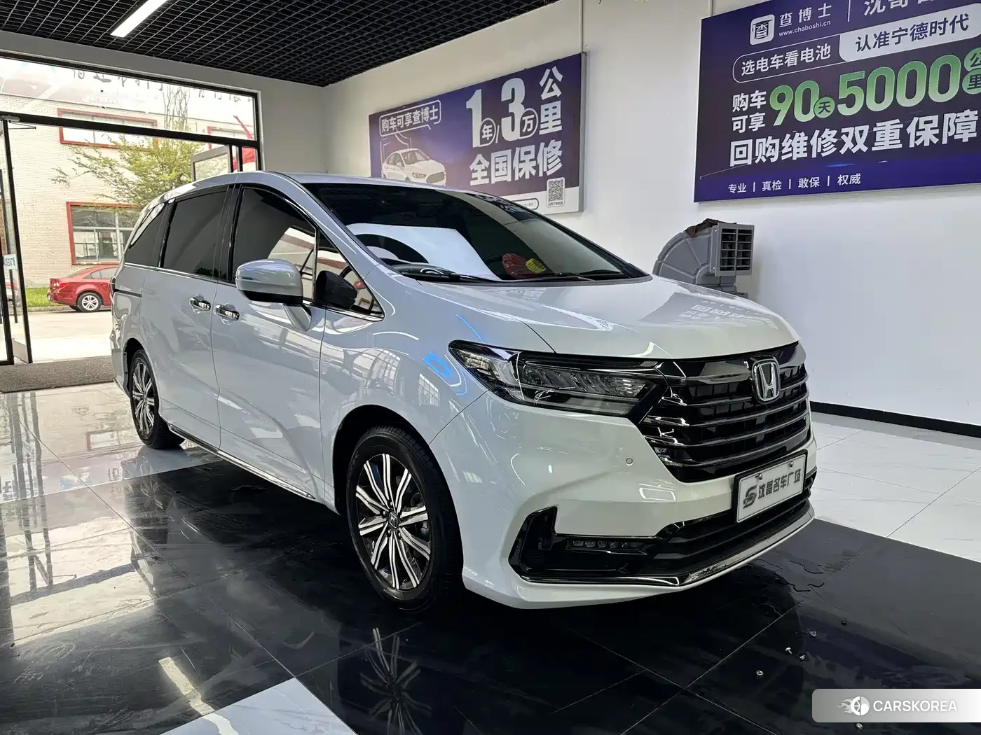 Honda Odyssey id 4600403 из Китая 7