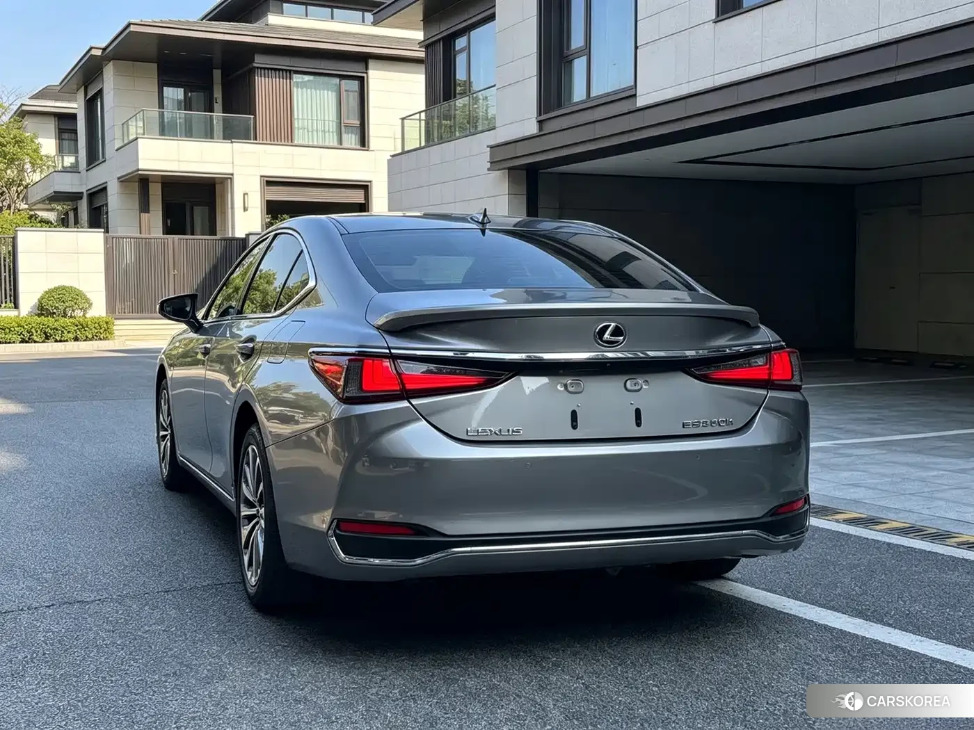 Lexus ES 2023 Champagne/brown из Китая, фото 6