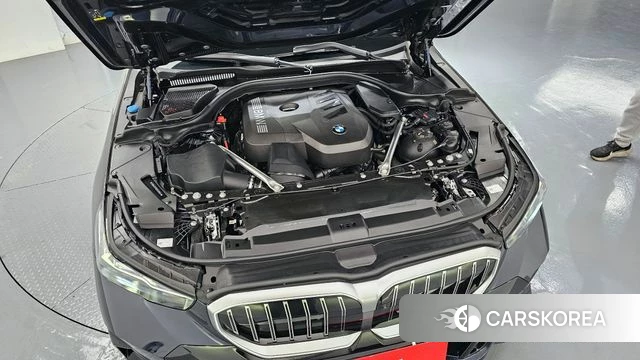 BMW 5 Series (G60) id 3817314 из Кореи 16