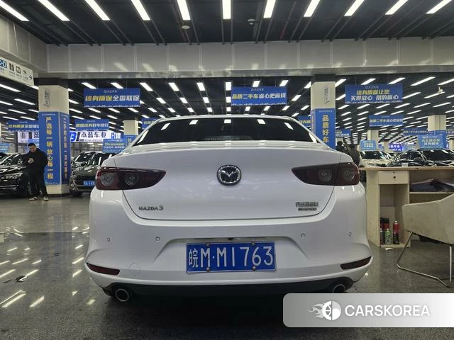 Mazda 3 Angkesaila 2023 Белый из Китая, фото 6