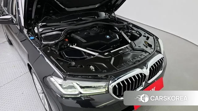 BMW 5 Series (G30) id 3053170 из Кореи 16