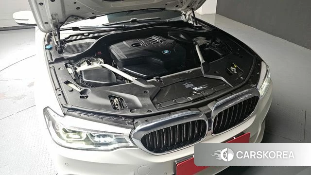 BMW 5 Series (G30) id 3800916 из Кореи 16