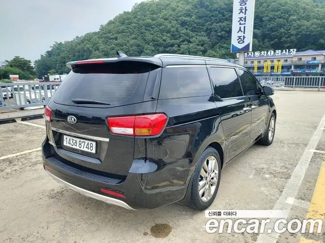 Kia All New Carnival id 2872799 из Кореи 16