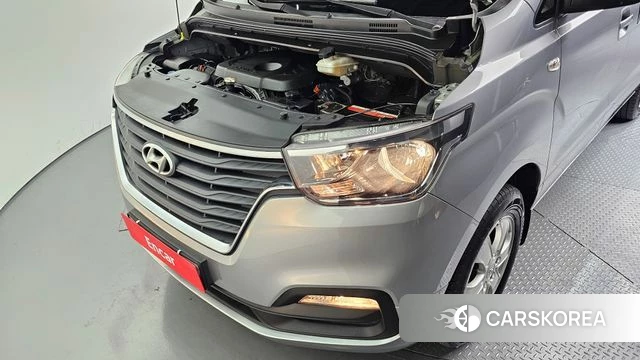 Hyundai The New Grand Starex id 4203162 из Кореи 16