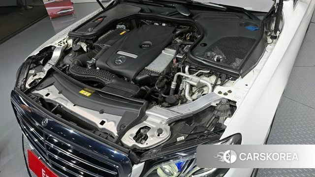 Mercedes-Benz E-Class W213 id 4295186 из Кореи 26