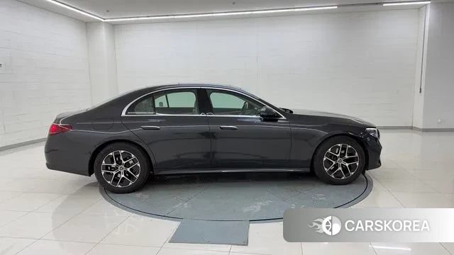 Mercedes-Benz E-Class W214 id 3523210 из Кореи 16