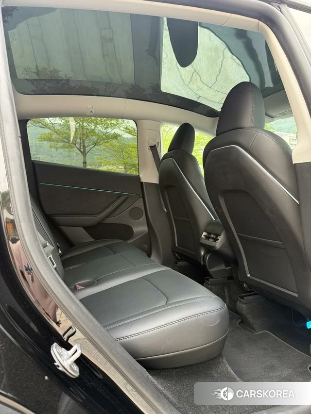 Tesla Model Y id 4221880 из Китая 14