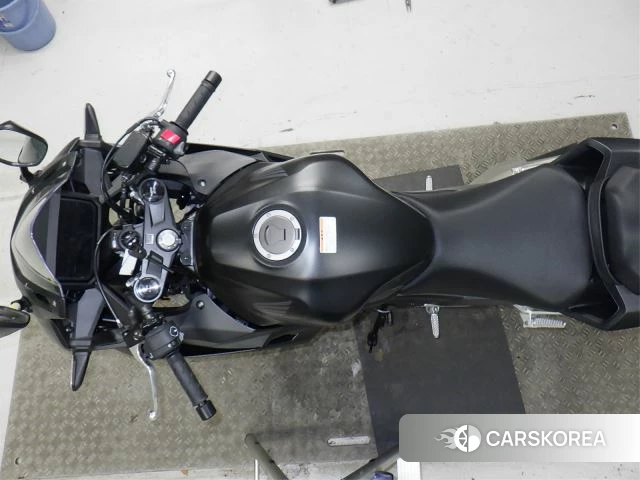 Проданный Honda CBR400R id 3998267 из Японии, фото 17