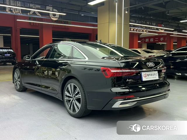 Audi A6L id 4257937 из Китая 13