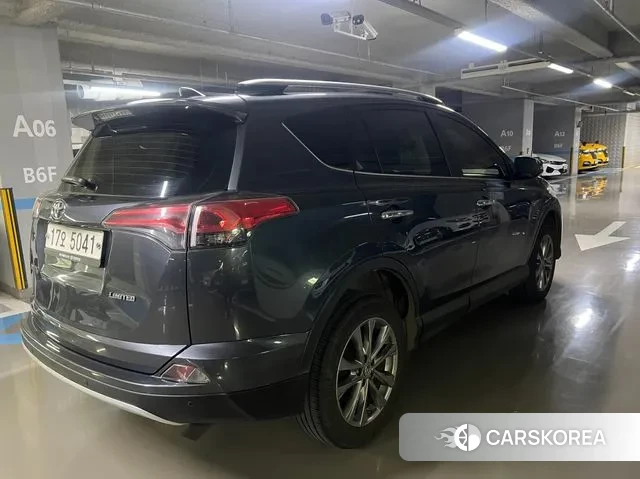 Toyota RAV4 id 3541514 из Кореи 16