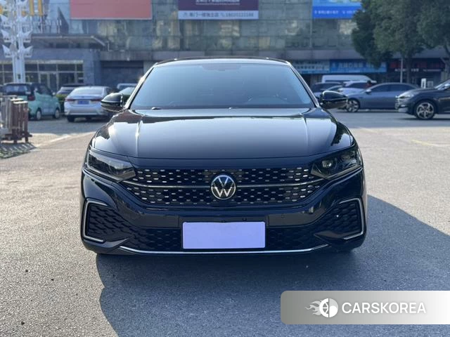 Volkswagen Passat 2023 Черный из Китая, фото 6