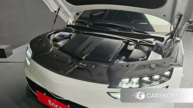 Genesis GV60 id 3586366 из Кореи 16