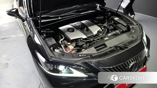 Lexus ES300h 7th generation id 3526246 из Кореи 16