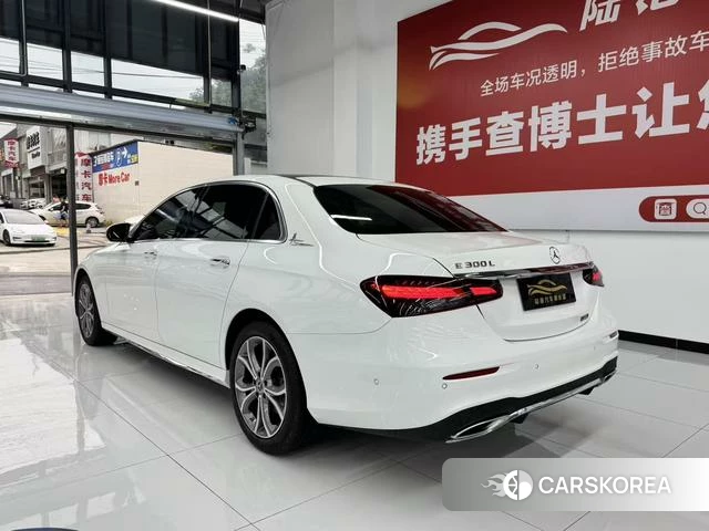 Mercedes-Benz E-class id 4297438 из Китая 13