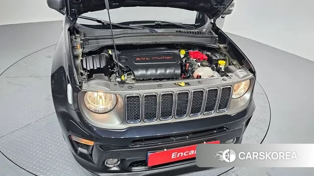 Jeep Renegade id 3665386 из Кореи 16