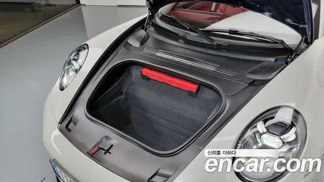 Porsche 911(992) id 2906320 из Кореи 16